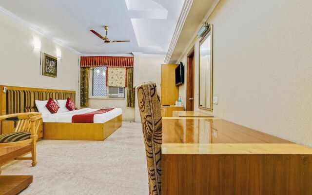 Capital O 41598 Hotel Singh Sahib