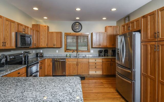 No Wake Zone 5 Bedroom House