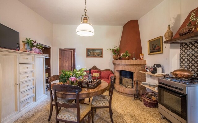 Nice Home in Siena With Wifi and 2 Bedrooms