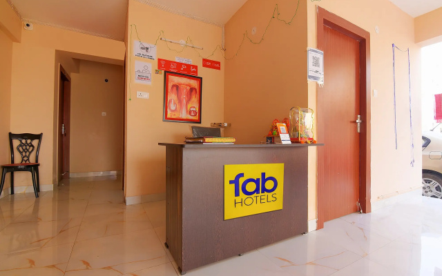 Fabhotel Amar Raj Inn