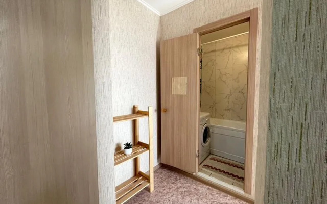 Левый Берег на ул. Караульная, д. 82