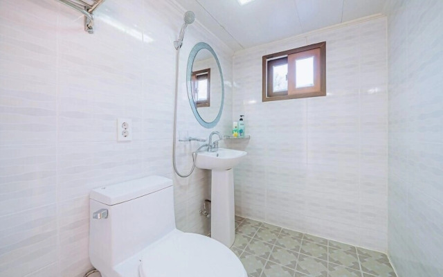 Romain Pension