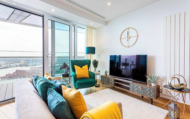 The Panoramic Urban Oasis