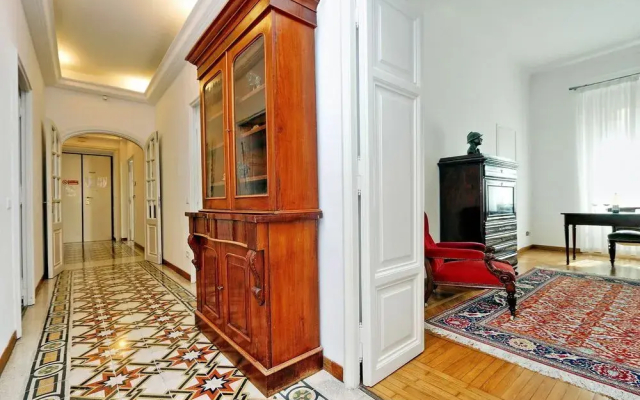 Treasurerome Spanish Steps Family 4BR