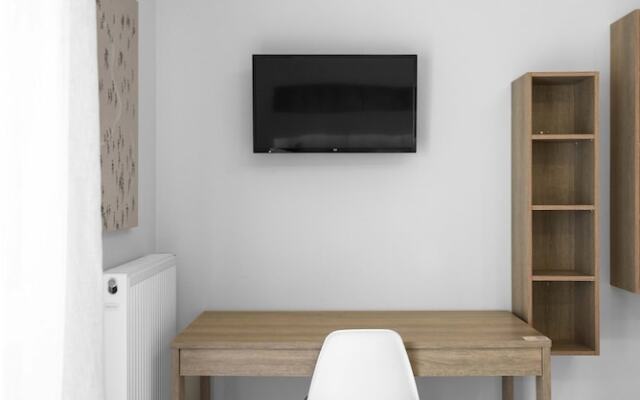 Xsoma Flats "Bright" Tsimiski 117