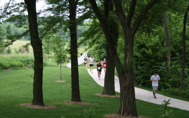 Best Western Plus Des Moines West Inn & Suites