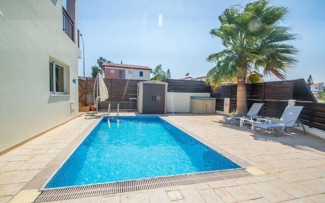 Pernera Beach Three Bedroom Villa