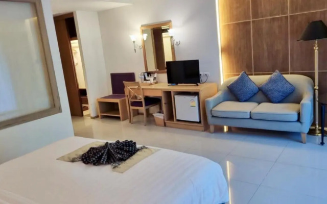Tinidee Hotel At Phuket
