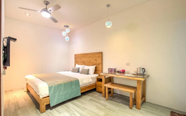 Dory Hostel