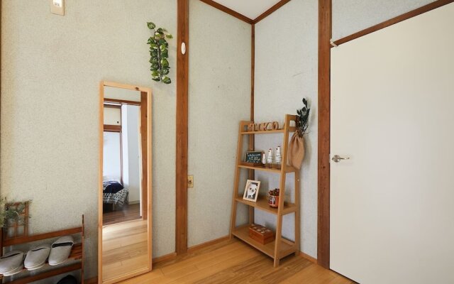 Comma House Nakano