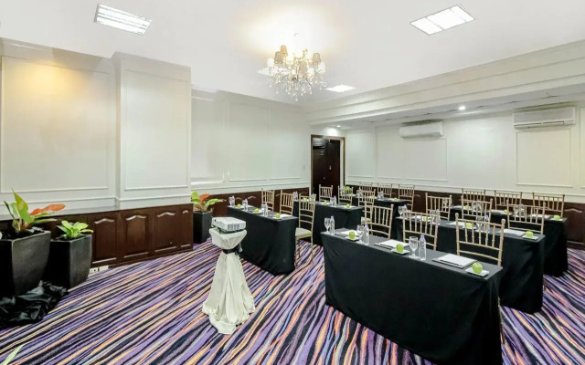 Makati Palace Hotel
