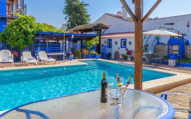 Holiday home Penaflor *L*