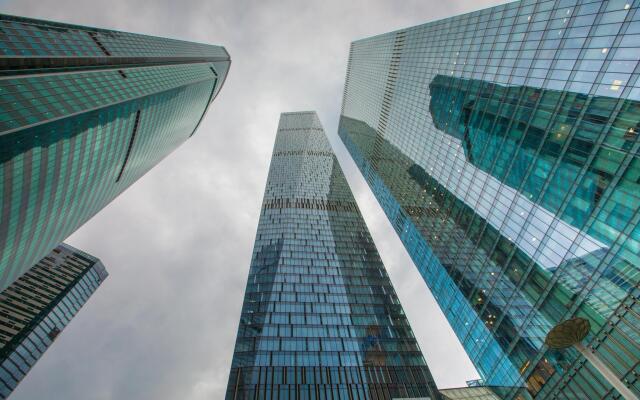 There is an apartment on the 1st Krasnogvardeisky passage