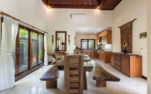 Senang Villa by Betterplace