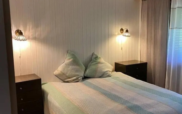 Lf42 2 Bedroom Apart w Sauna and Parking