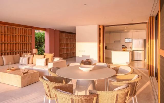 El Careyes Club & Residences