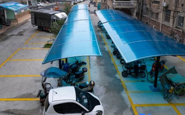 Mingxuan Business Hotel (Zhangzhou Ancient Town RT-Mart Store)