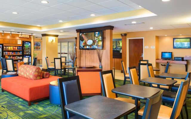 Fairfield Inn By Marriott Evansville East