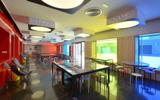 AMISTAT Island Hostel Ibiza - ALBERGUE JUVENIL