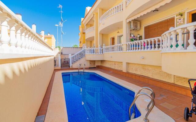 2 bedroom 2 Bathroom Entire Apartment in Rojales with Pool