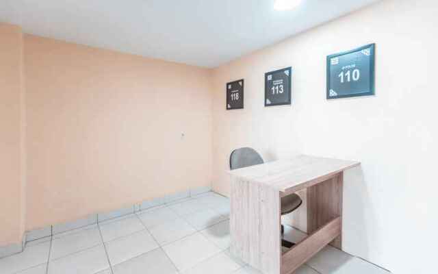 OYO 3717 Sabar Mansion 22