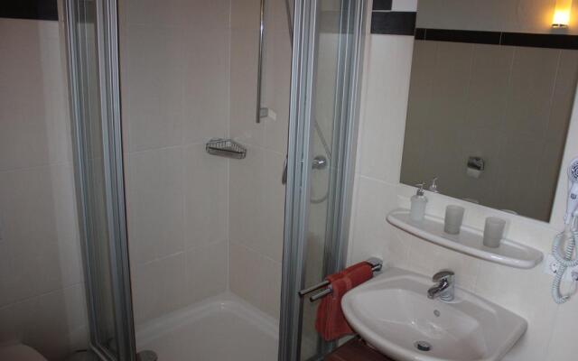 Thai Tawan Apartments