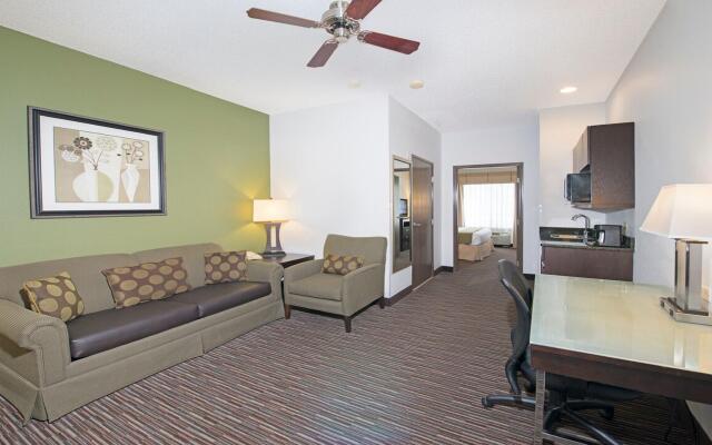 Holiday Inn Express & Suites Chicago-Deerfield/Lincolnshire by IHG