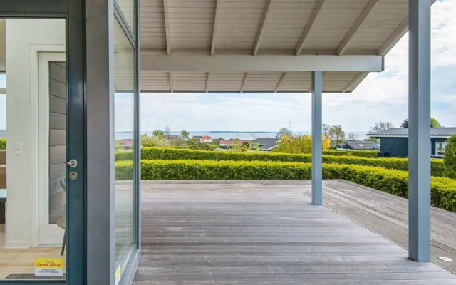 6 Person Holiday Home in Hejls