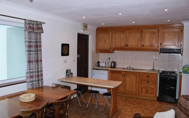 Waterside Cottage, Cashel