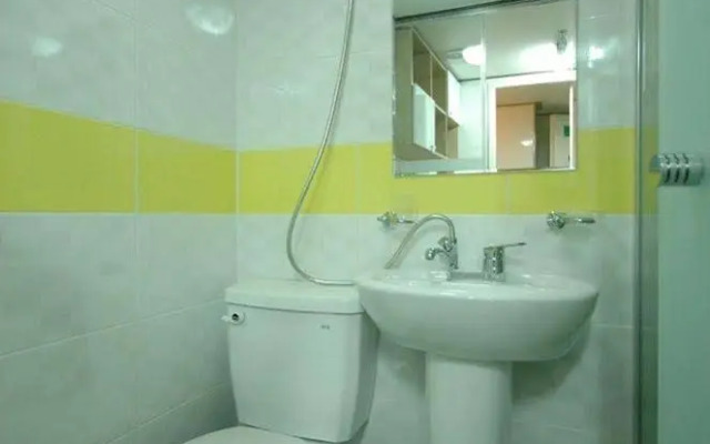 Simple House Apgujeong