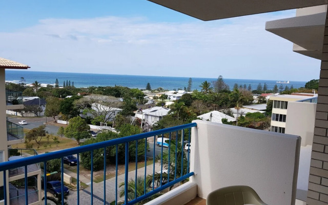 Burgess @ Kings Beach Apartments