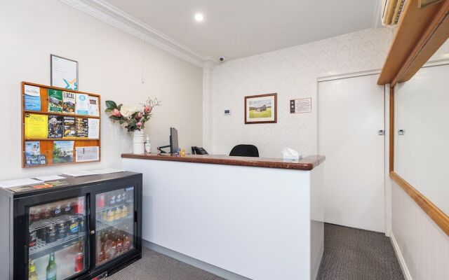 Amaroo Motel