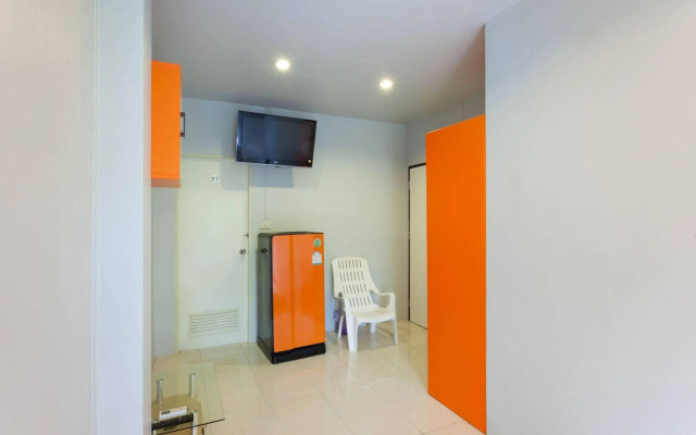 Luna Guesthouse and Travel