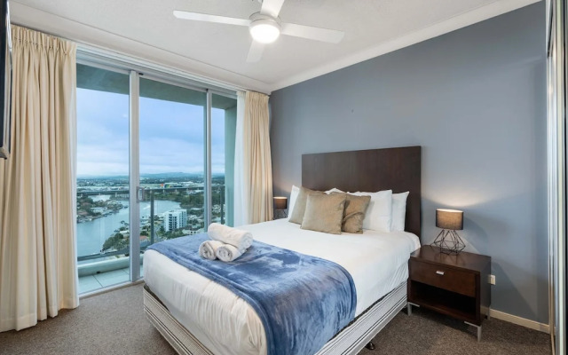 Chevron Renaissance - Wow Stay