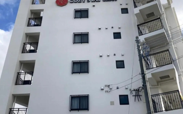 Hotel Y'Rise To Urasoe