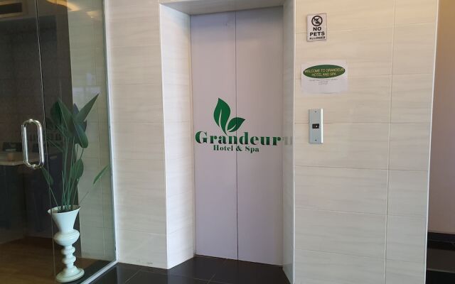 Grandeur Hotel and Spa