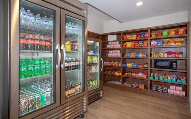 Holiday Inn Express & Suites Phoenix Tempe - University