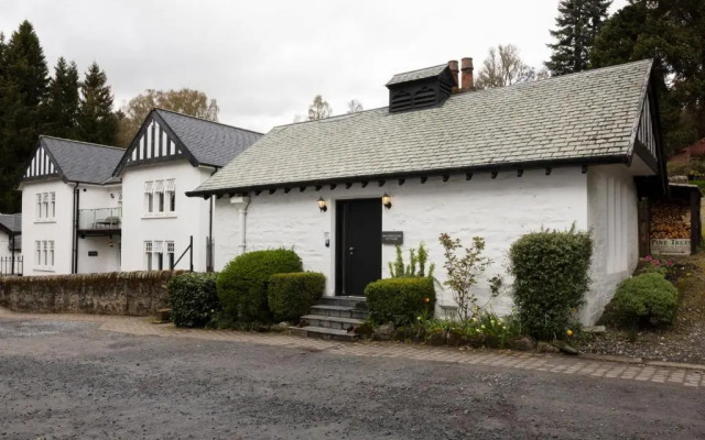 Pine Trees Hotel