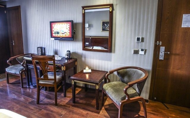 Rome Love Hotel