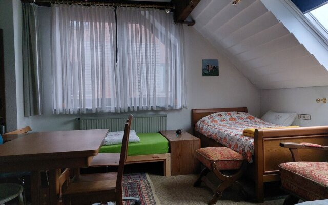 "room in Guest Room - Private Room in Country House, Erkelenz"