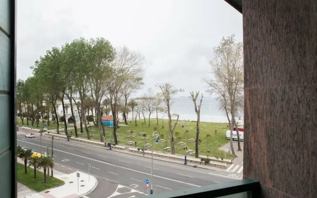 Piso Enfrente A La Playa De Samil 55 2 I