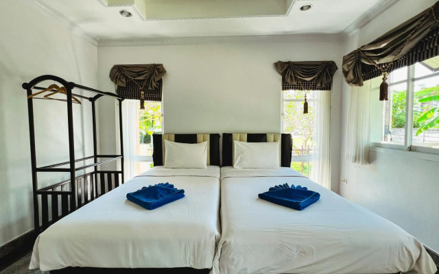 Baan Faa Talaychan Resort