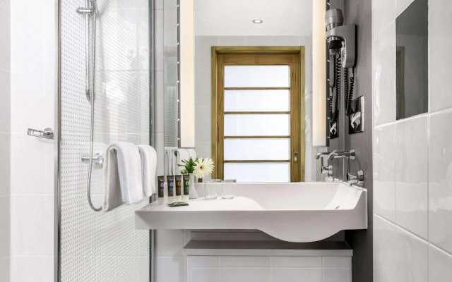 Mercure Paris Montparnasse Pasteur