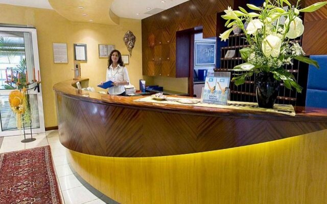 Aparthotel Holiday