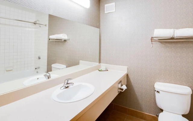 Best Western Apache Gold