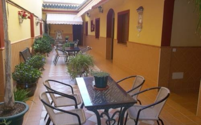 Hostal Monteolivos