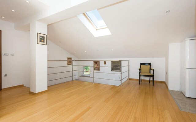 Amazing Home in Bregi With Sauna, Wifi and 4 Bedrooms