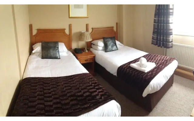 Caledonia Hotel