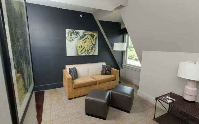 The Partridge Inn Augusta, Curio Collection by Hilton