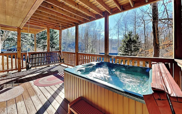 Smoky Bear Hideaway